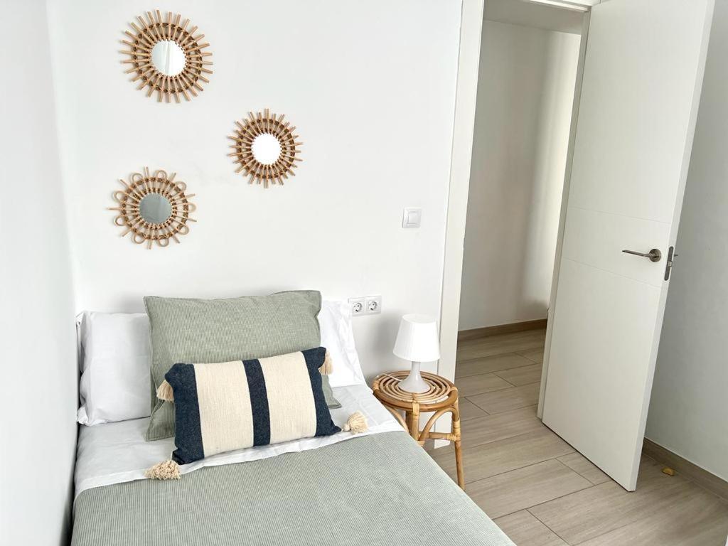 Acogedor Apartamento Cerca De La Playa Valencia Exterior photo