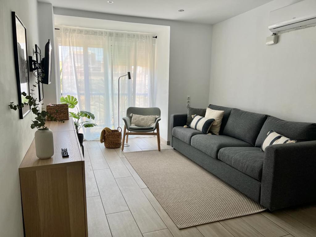 Acogedor Apartamento Cerca De La Playa Valencia Exterior photo